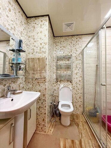 Сдаётся 2-комн. новостройка 65 м², м. Кара Караев, photo 10 from 12