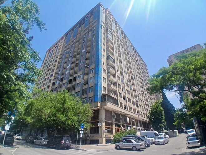 Satılır  obyekt 130 m², 28 May m., photo 1 from 15