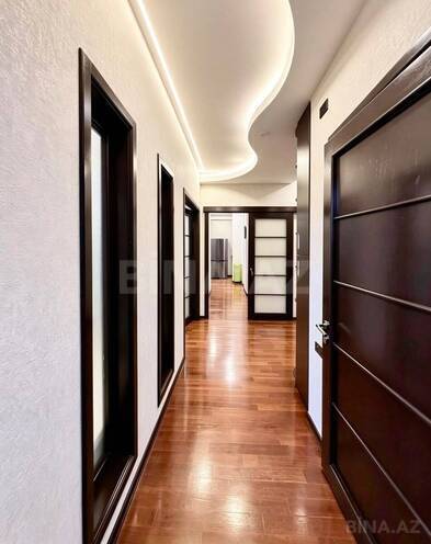 Сдаётся 3-комн. новостройка 110 м², Насиминский  р., photo 14 from 16