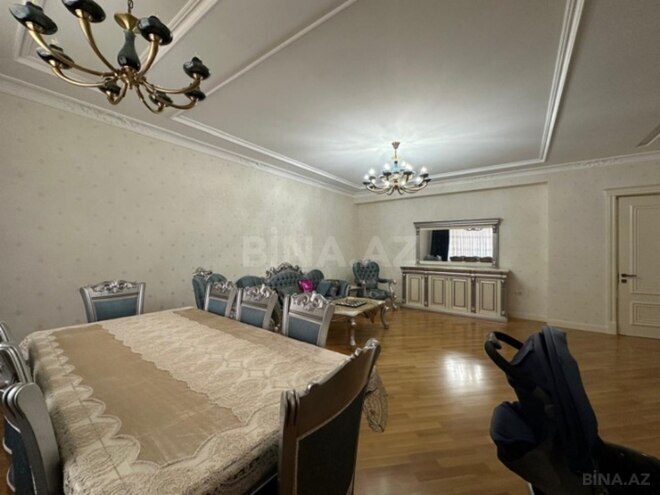 İcarəyə verilir 4 otaqlı yeni tikili 200 m², 28 May m., photo 4 from 17