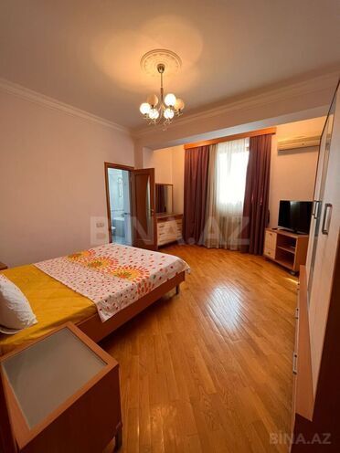 Сдаётся 3-комн. новостройка 160 м², м. Сахил, photo 16 from 24