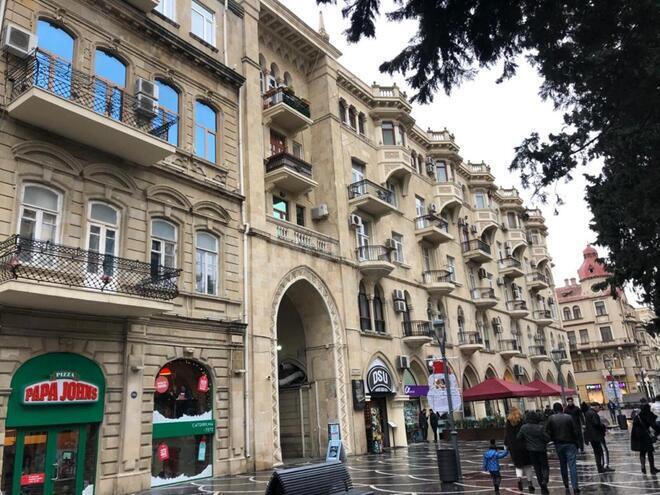 İcarəyə verilir 2 otaqlı köhnə tikili 55 m², Sahil m., photo 1 from 9