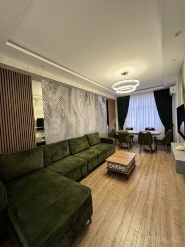 Продаётся 3-комн. новостройка 100 м², м. 8 ноября, photo 1 from 13