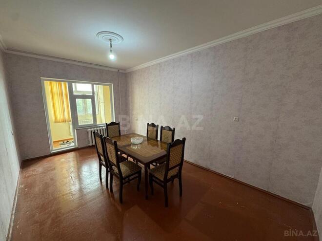 Satılır 4 otaqlı köhnə tikili 110 m², Əhmədli m., photo 1 from 24