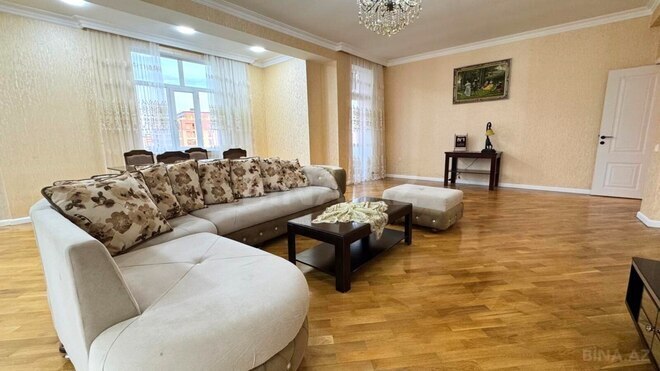 Сдаётся 3-комн. новостройка 180 м², м. 28 мая, photo 1 from 28