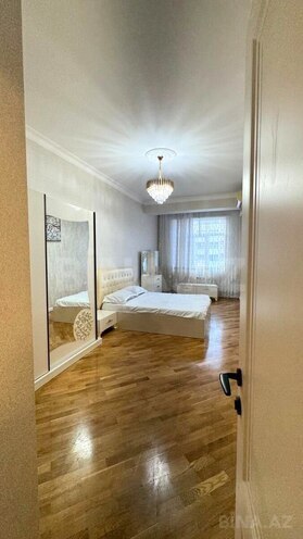 Сдаётся 3-комн. новостройка 180 м², м. 28 мая, photo 24 from 28