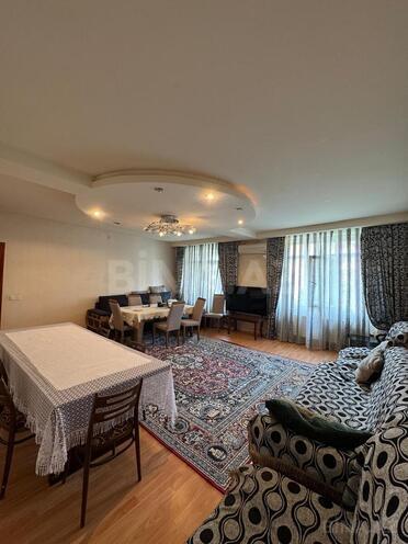 Satılır 5 otaqlı köhnə tikili 115 m², Azadlıq Prospekti m., photo 4 from 21