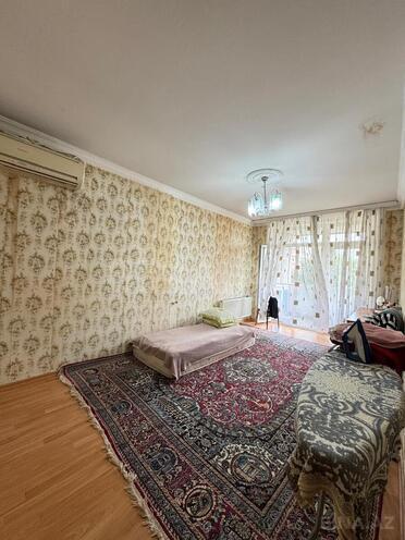Satılır 5 otaqlı köhnə tikili 115 m², Azadlıq Prospekti m., photo 12 from 21