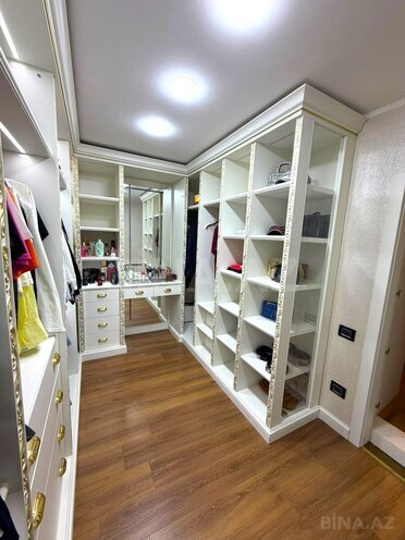 Satılır 4 otaqlı köhnə tikili 215 m², Sahil m., photo 21 from 26