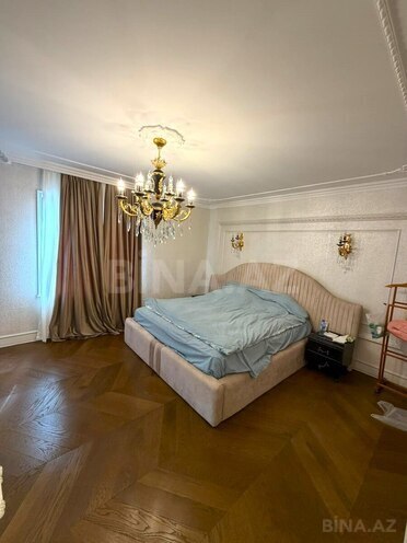 Satılır 4 otaqlı köhnə tikili 215 m², Sahil m., photo 9 from 26