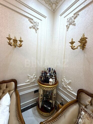 Satılır 4 otaqlı köhnə tikili 215 m², Sahil m., photo 25 from 26