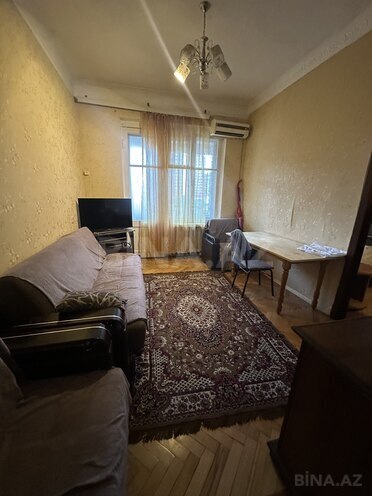 İcarəyə verilir 2 otaqlı köhnə tikili 60 m², Gənclik m., photo 1 from 9