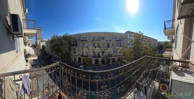 Satılır 2 otaqlı köhnə tikili 60 m², Sahil m., photo 16 from 19