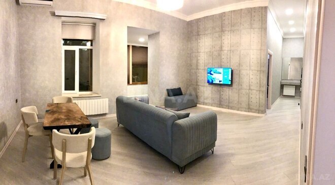 Продаётся 2-комн. вторичка 70 м², м. Сахил, photo 1 from 13