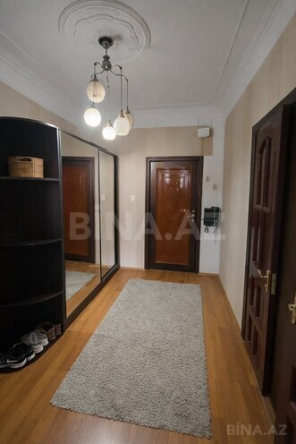 Продаётся 2-комн. вторичка 65 м², пос. 8-й мкр, photo 8 from 9