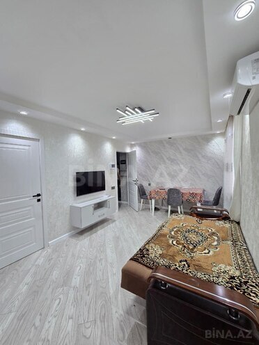 Сдаётся 2-комн. новостройка 40 м², м. Кероглу, photo 1 from 8