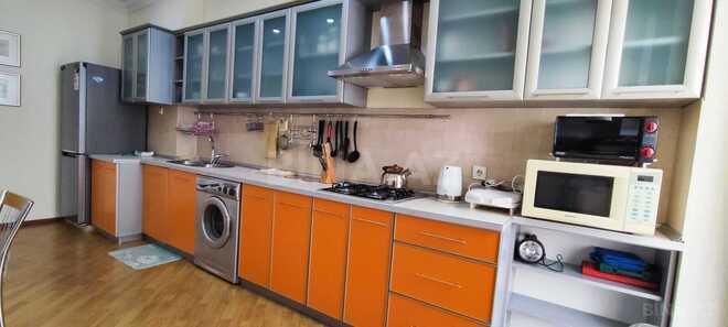 İcarəyə verilir 2 otaqlı yeni tikili 92 m², Nizami m., photo 11 from 16