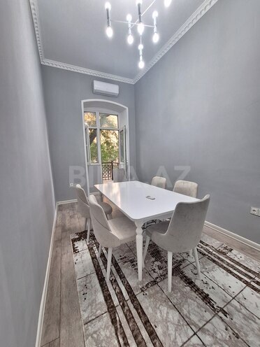 Satılır 4 otaqlı köhnə tikili 125 m², Nizami m., photo 5 from 17