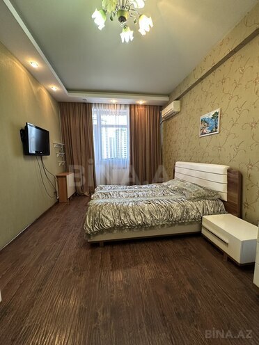 Продаётся 4-комн. новостройка 178 м², м. Низами, photo 11 from 32