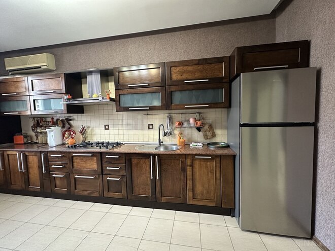 Продаётся 4-комн. новостройка 178 м², м. Низами, photo 20 from 32