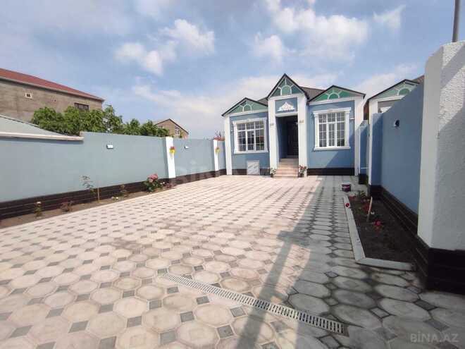 Satılır 4 otaqlı həyət evi/bağ evi 120 m², Saray q., photo 1 from 17