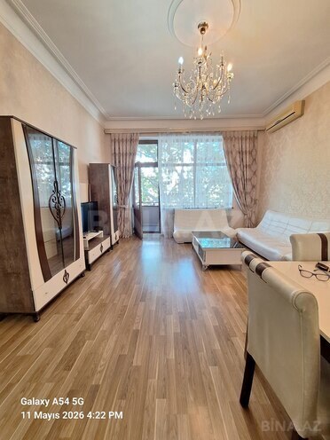 Продаётся 2-комн. вторичка 60 м², м. Гянджлик, photo 1 from 7