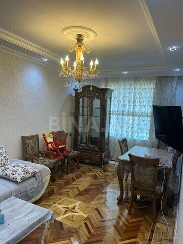 Satılır 3 otaqlı köhnə tikili 75 m², Yeni Günəşli q., photo 3 from 12