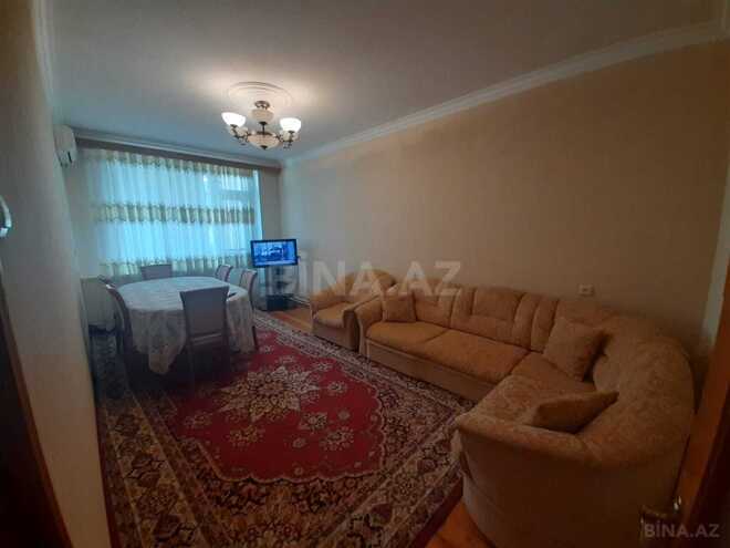 Satılır 3 otaqlı köhnə tikili 70 m², Azadlıq Prospekti m., photo 1 from 16