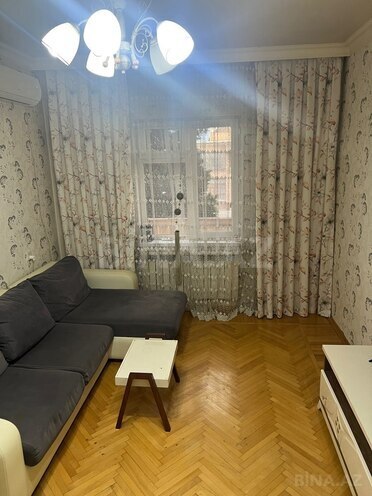 Satılır 2 otaqlı köhnə tikili 65 m², Koroğlu m., photo 6 from 20