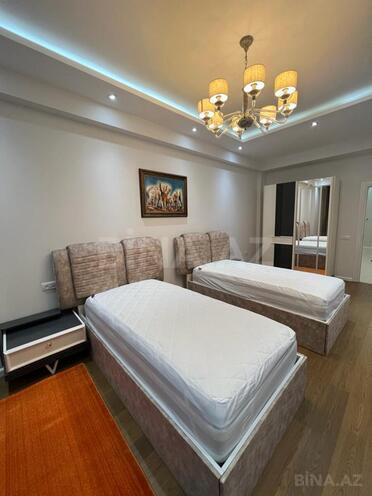 Сдаётся 3-комн. новостройка 140 м², м. Иншаатчылар, photo 11 from 15