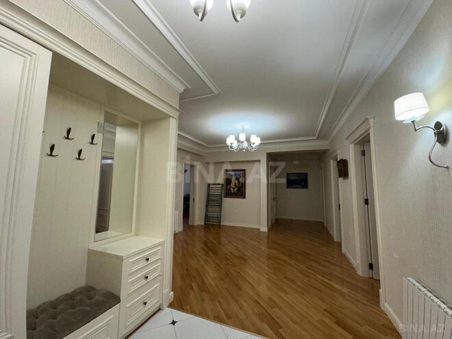 İcarəyə verilir 4 otaqlı yeni tikili 200 m², 28 May m., photo 15 from 19