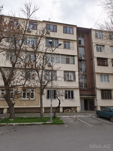 Satılır 2 otaqlı köhnə tikili 65 m², Həzi Aslanov m., photo 1 from 17