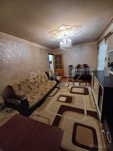 Продаётся 3-комн. вторичка 55 м², photo 1 from 14