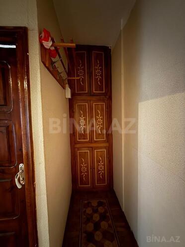Satılır 2 otaqlı köhnə tikili 65 m², Xalqlar Dostluğu m., photo 9 from 12