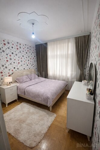 Продаётся 2-комн. вторичка 70 м², м. Халглар Достлугу, photo 3 from 6