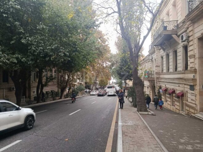 Satılır 2 otaqlı köhnə tikili 60 m², İçəri Şəhər m., photo 3 from 16