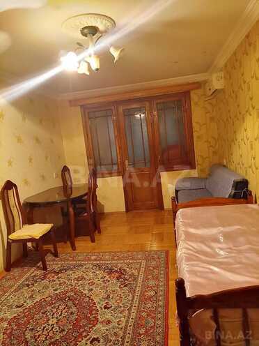 Продаётся 1-комн. вторичка 38 м², Абшеронcкий  р., photo 1 from 6