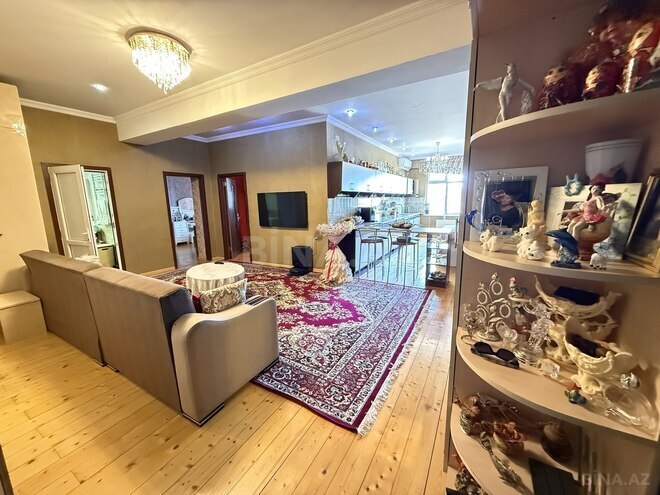 Продаётся 3-комн. новостройка 115 м², м. Халглар Достлугу, photo 1 from 19
