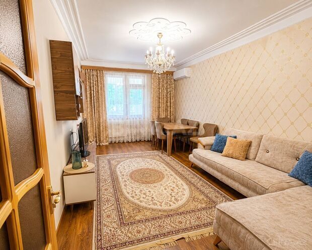 Satılır 3 otaqlı köhnə tikili 90 m², Nəriman Nərimanov m., photo 1 from 9