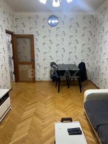 Satılır 2 otaqlı köhnə tikili 60 m², Koroğlu m., photo 4 from 10