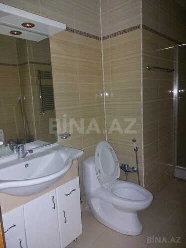 Сдаётся 3-комн. новостройка 121 м², м. Ази Асланов, photo 21 from 28