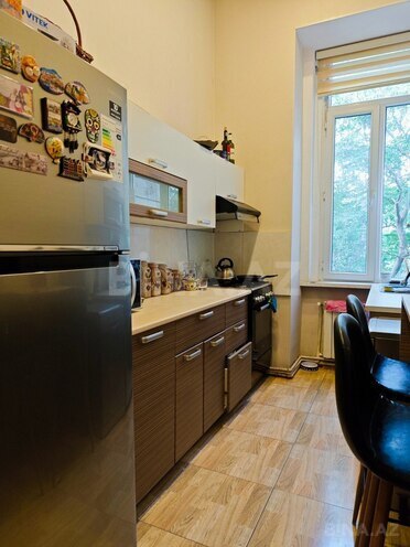 İcarəyə verilir 3 otaqlı köhnə tikili 100 m², Nizami m., photo 8 from 13
