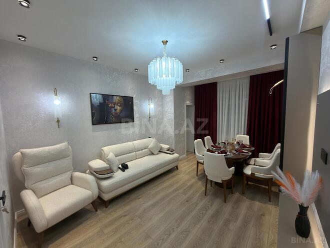 Продаётся 3-комн. новостройка 80 м², м. Ази Асланов, photo 1 from 19