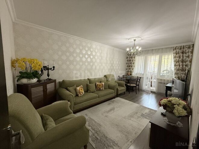 Satılır 3 otaqlı köhnə tikili 82 m², Xalqlar Dostluğu m., photo 1 from 15