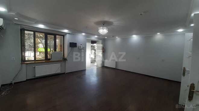 Сдаётся 3-комн. офис 75 м², м. Элмляр Академиясы, photo 1 from 13