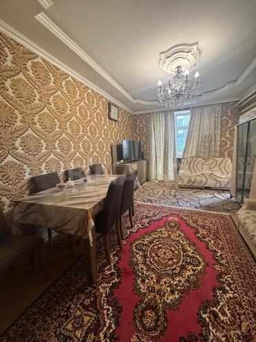 Satılır 3 otaqlı köhnə tikili 65 m², Qara Qarayev m., photo 4 from 22
