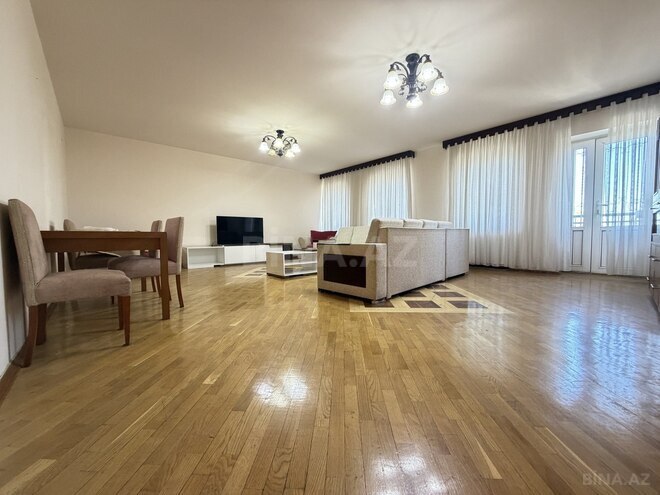 Сдаётся 3-комн. вторичка 150 м², м. Сахил, photo 8 from 19