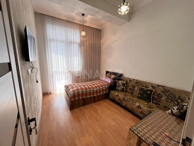 Сдаётся 3-комн. новостройка 75 м², м. 8 ноября, photo 8 from 11
