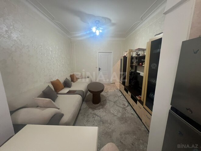 Продаётся 2-комн. вторичка 45 м², м. Мемар Аджеми, photo 1 from 12
