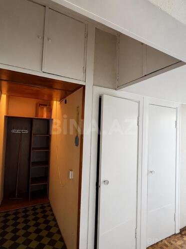 Satılır 2 otaqlı köhnə tikili 75 m², Bakıxanov q., photo 13 from 18
